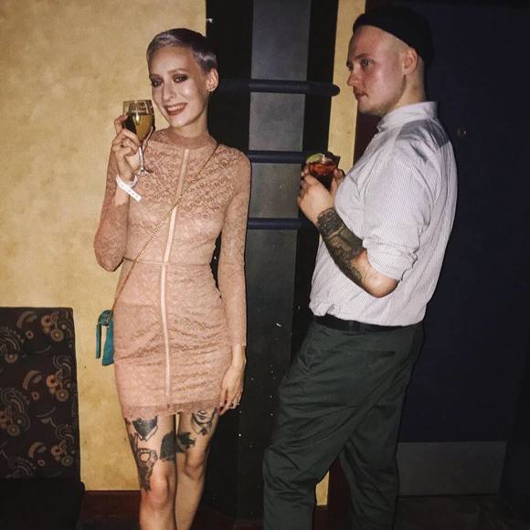 Meet your Posher, Sabine - Picture 1 of 1